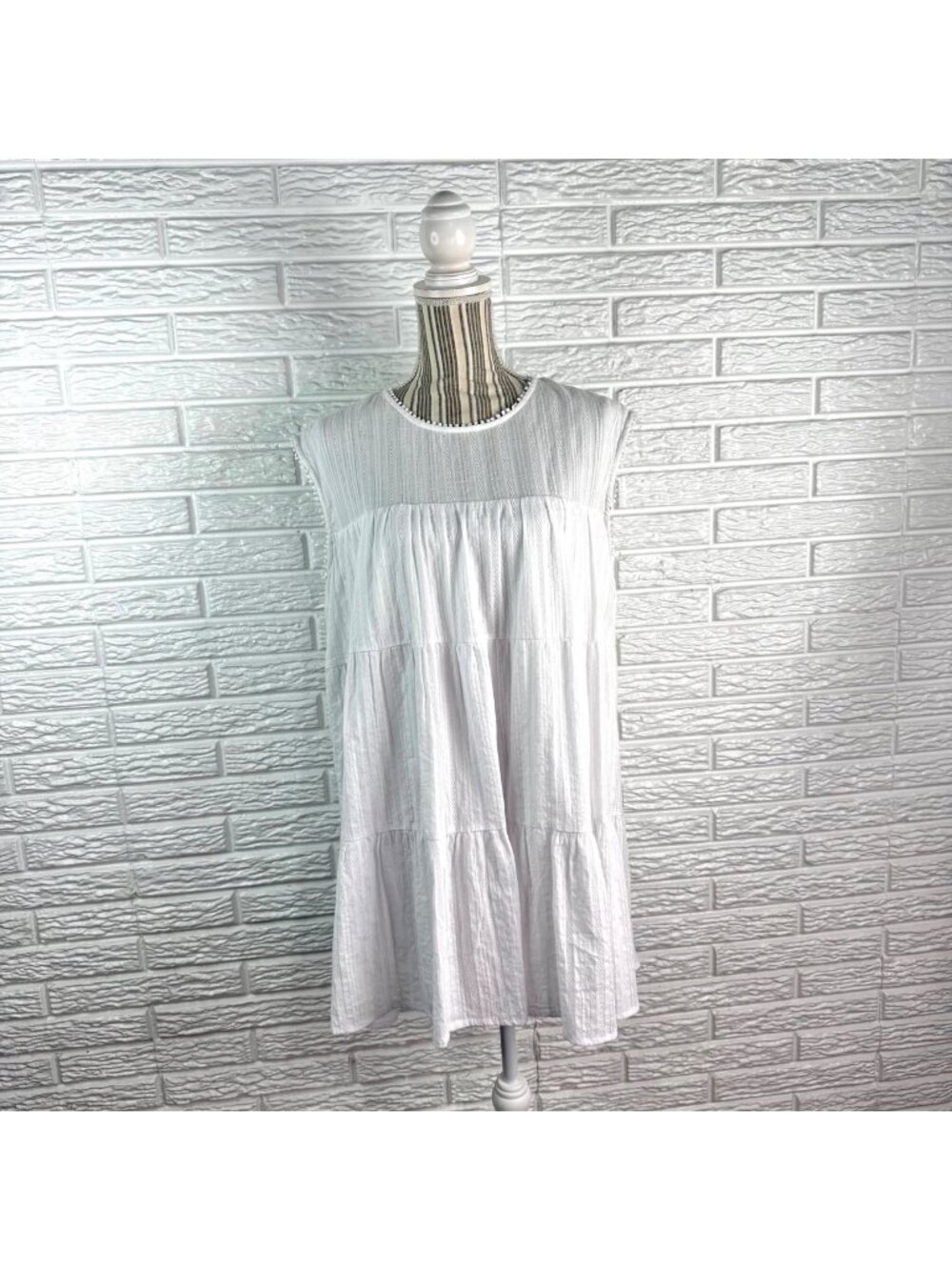 Altar’d State White Sleeveless Tiered Babydoll Mini Dress Size Large